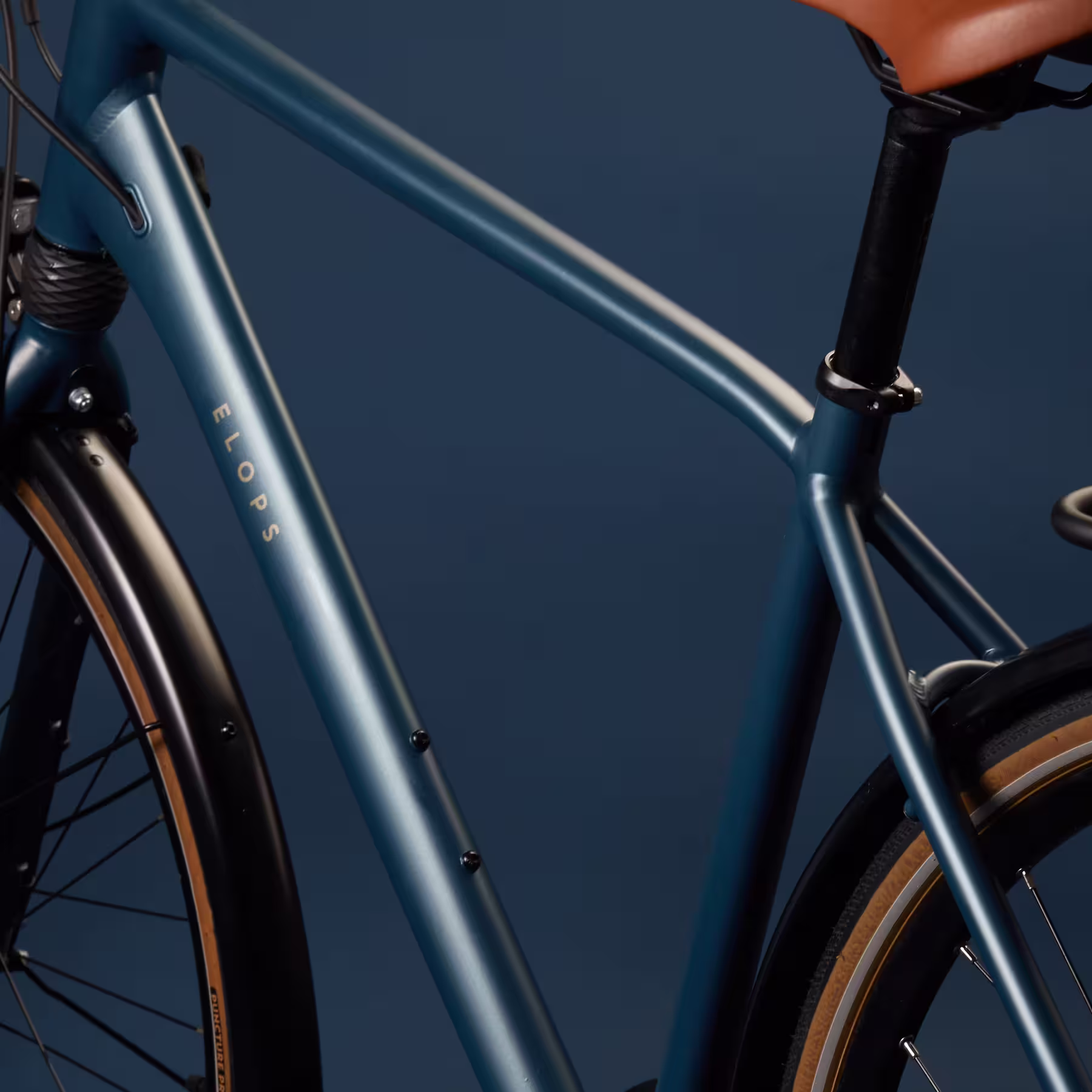 ELOPS VELO VILLE LONGUE DISTANCE 900 CADRE HAUT